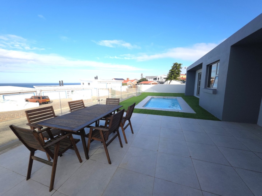 3 Bedroom Property for Sale in Dana Bay Western Cape